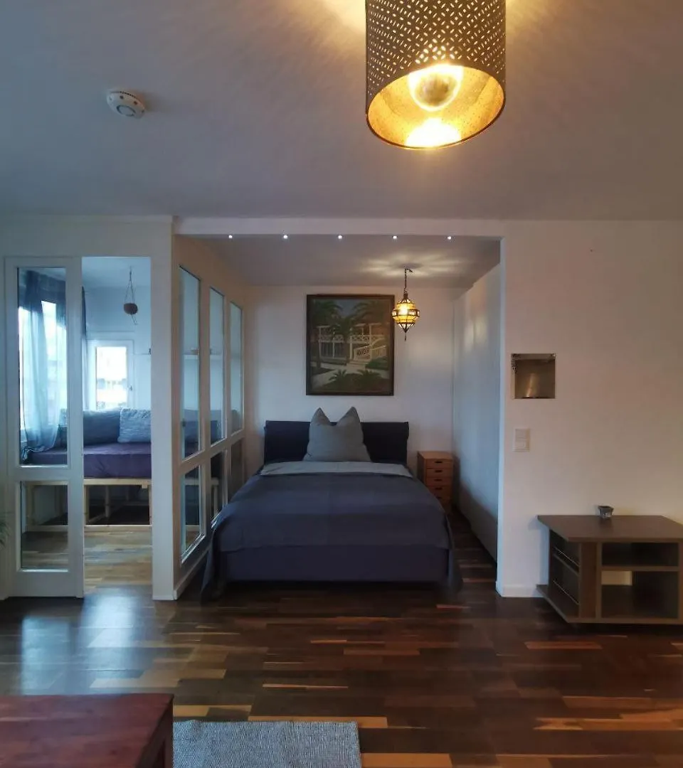 Contatti di City Wohnung Nahe Kudamm Mit Wlan